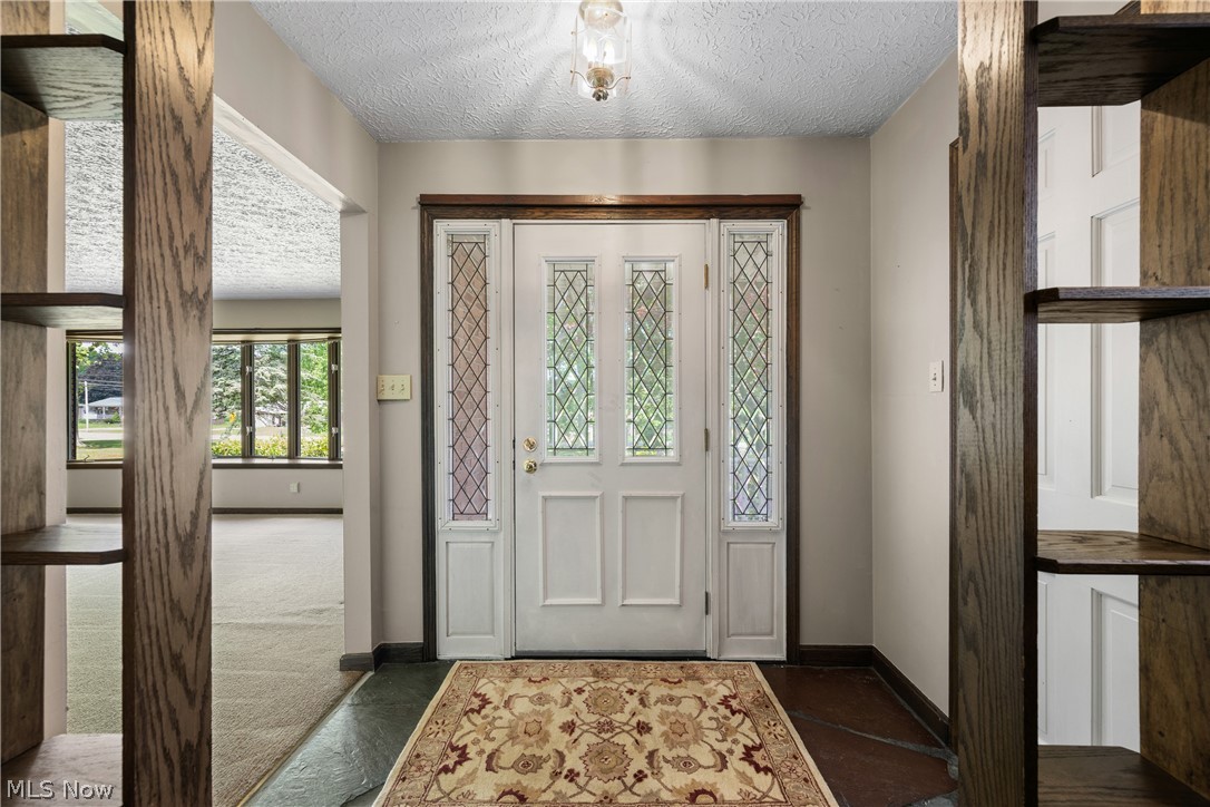 568 W Nimisila Road Akron OH 44319