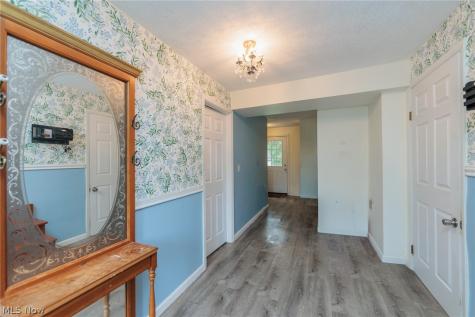 8617 Broadview Road Broadview Heights OH 44147