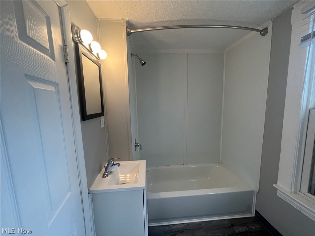 3551 W 67th Street Cleveland OH 44102