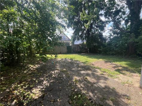 3551 W 67th Street Cleveland OH 44102