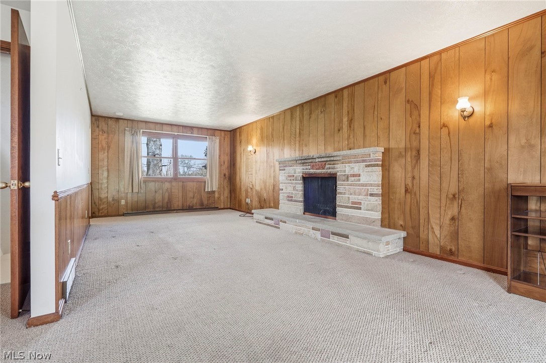 2430 Easton Street NE Canton OH 44721