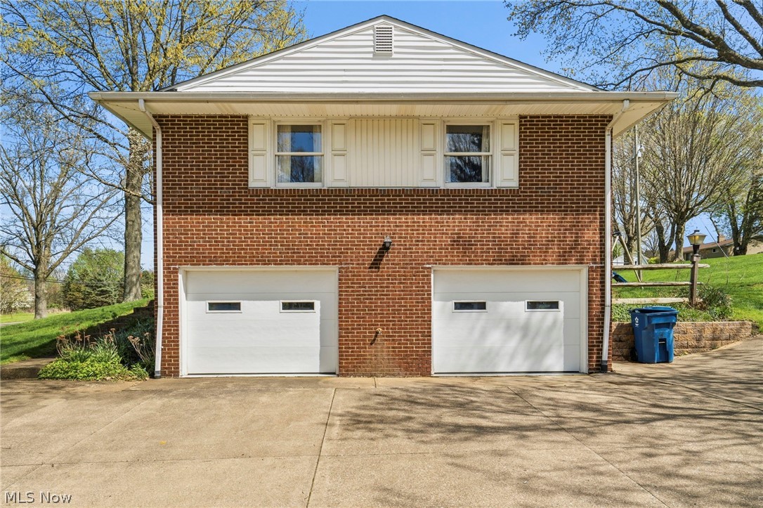 2430 Easton Street NE Canton OH 44721
