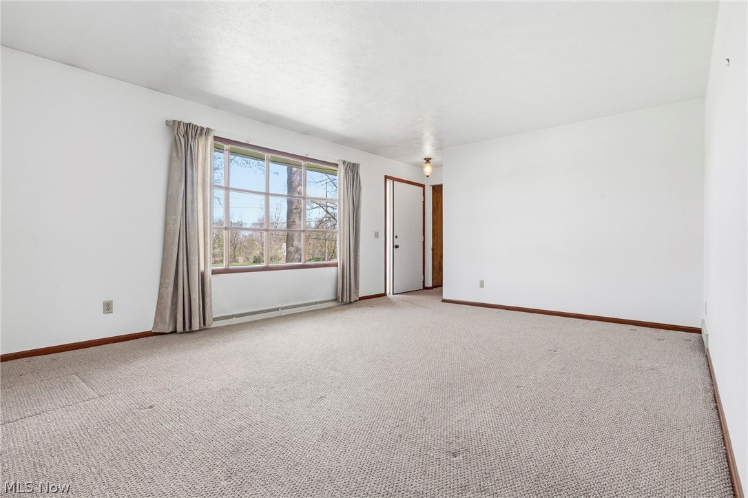 2430 Easton Street NE Canton OH 44721
