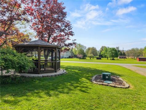 14172 & 14174 Hametown Road Doylestown OH 44230