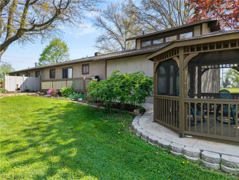 14172 & 14174 Hametown Road Doylestown OH 44230