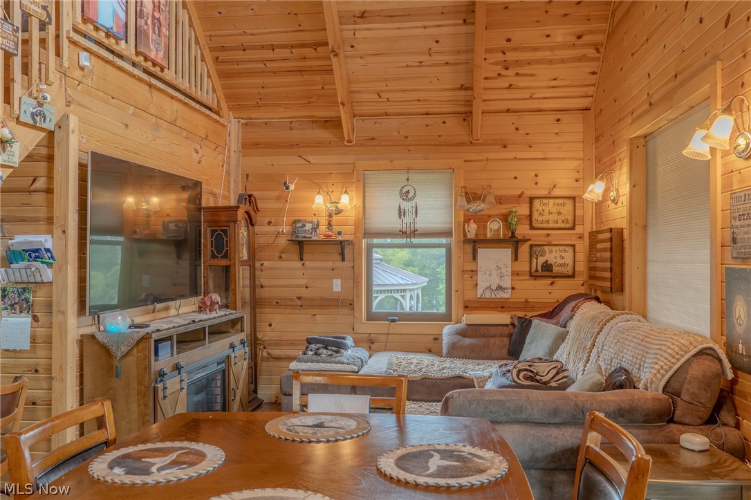 443 Dunlap Creek Road Newcomerstown OH 43832