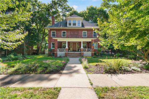 1848 Cadwell Avenue Cleveland Heights OH 44118