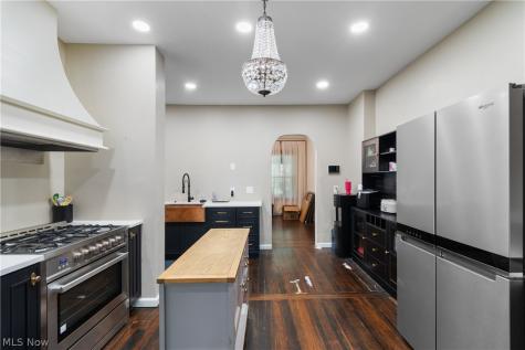 1848 Cadwell Avenue Cleveland Heights OH 44118