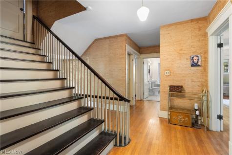 1848 Cadwell Avenue Cleveland Heights OH 44118