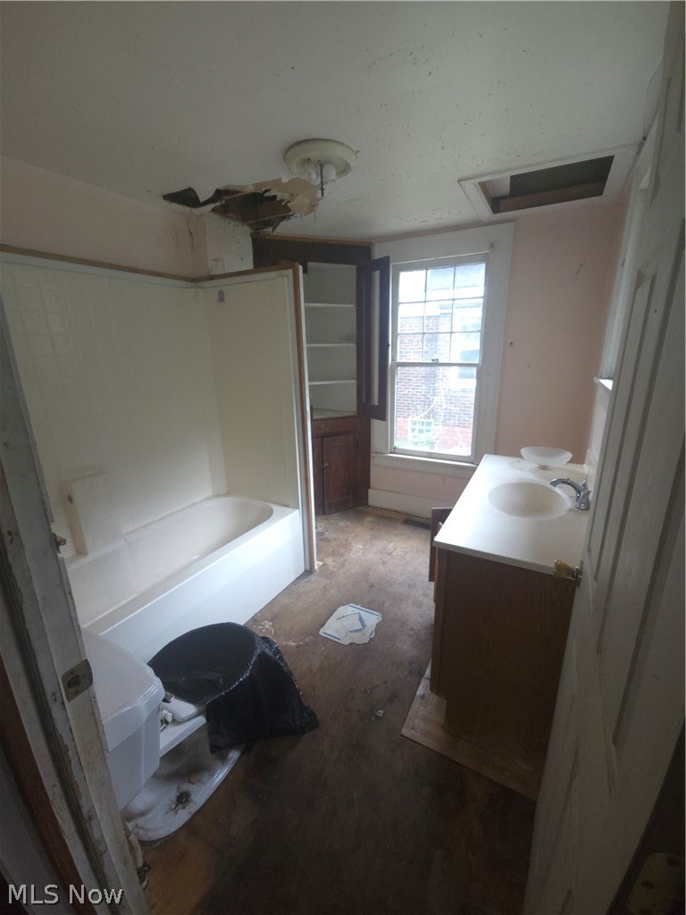 105 W Ely Street Alliance OH 44601