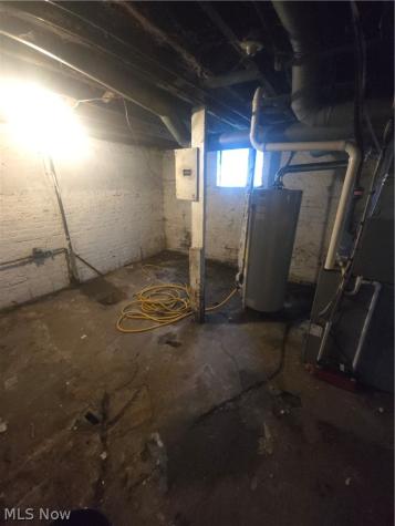 105 W Ely Street Alliance OH 44601