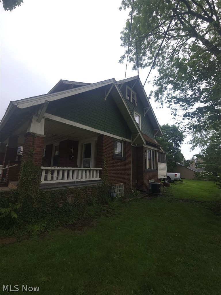 105 W Ely Street Alliance OH 44601