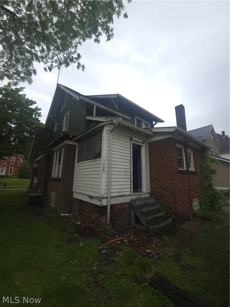 105 W Ely Street Alliance OH 44601
