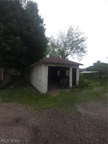 105 W Ely Street Alliance OH 44601