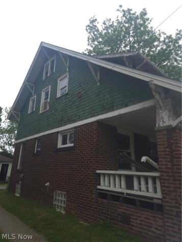105 W Ely Street Alliance OH 44601