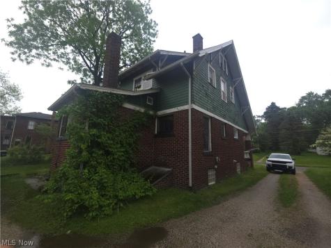 105 W Ely Street Alliance OH 44601