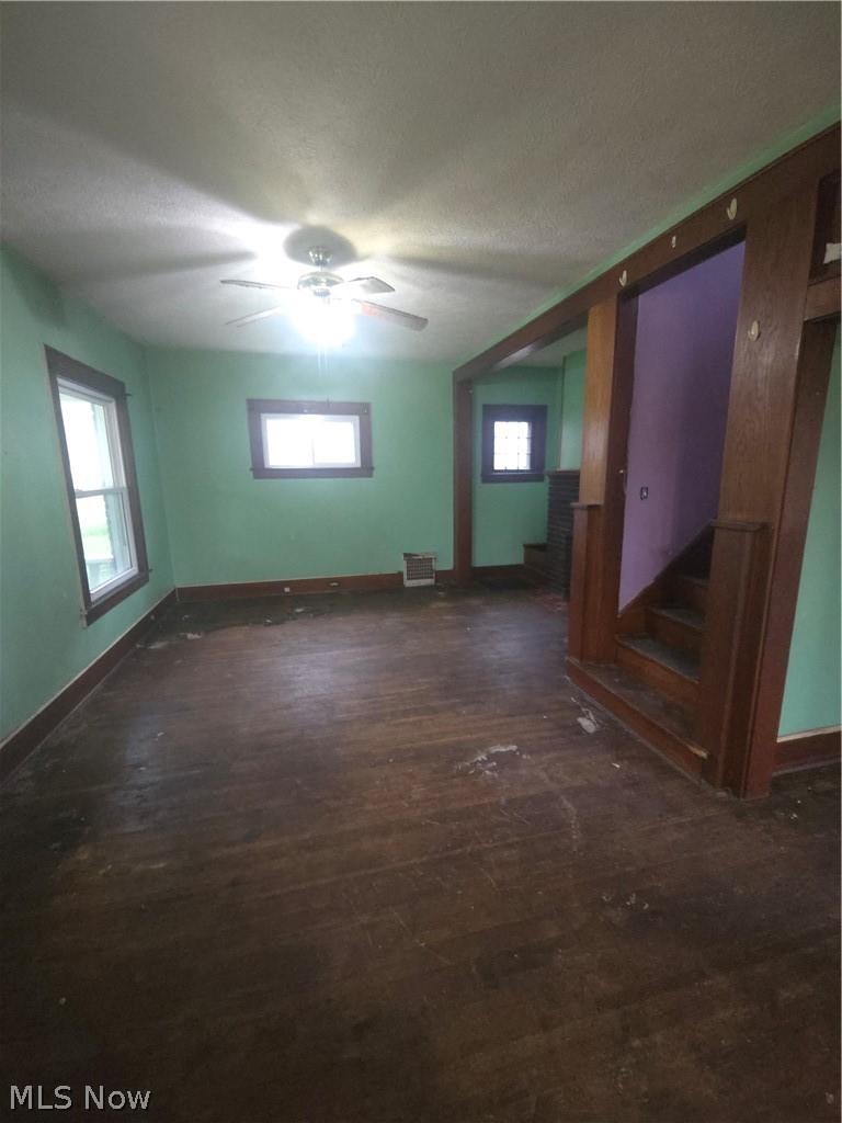 105 W Ely Street Alliance OH 44601