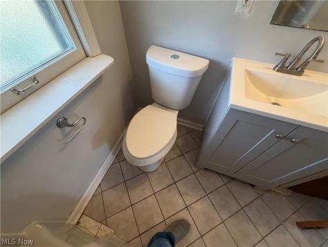871 E 232nd Street Euclid OH 44123