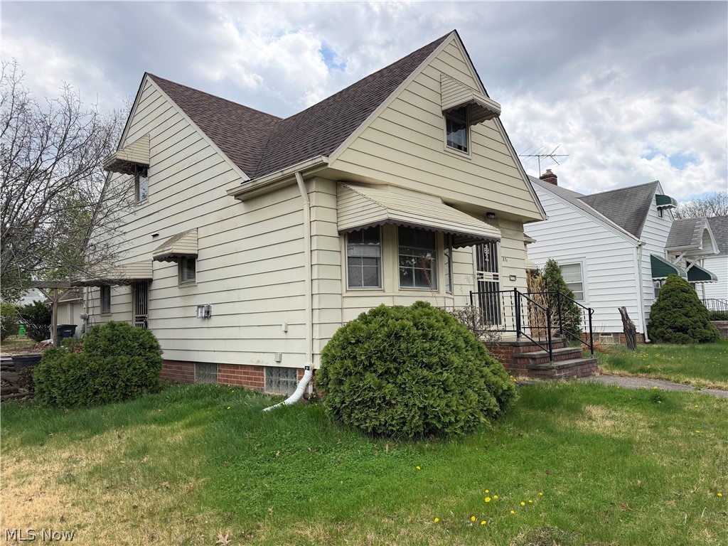 871 E 232nd Street Euclid OH 44123