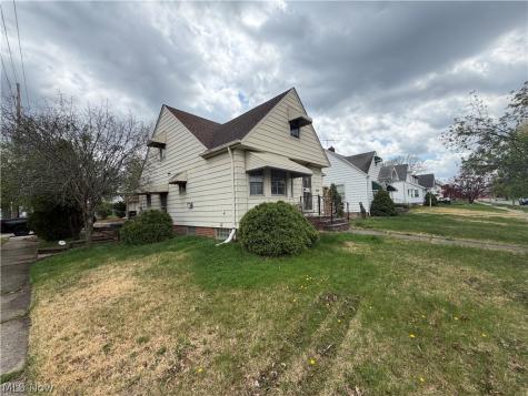 871 E 232nd Street Euclid OH 44123