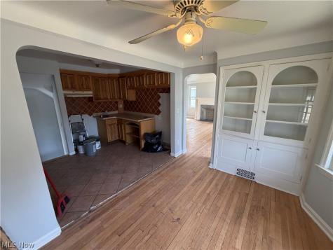871 E 232nd Street Euclid OH 44123