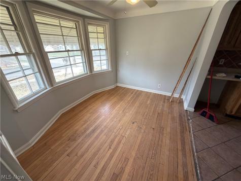 871 E 232nd Street Euclid OH 44123
