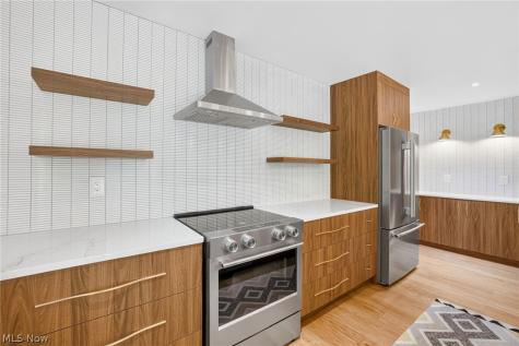 3866 Woodthrush Road Akron OH 44333
