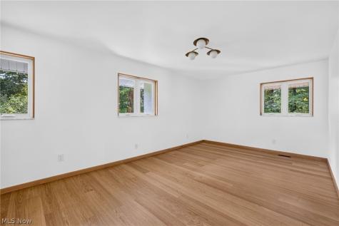 3866 Woodthrush Road Akron OH 44333
