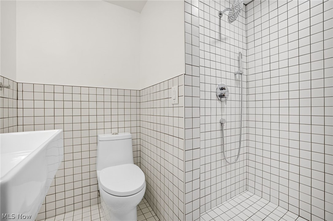 3866 Woodthrush Road Akron OH 44333