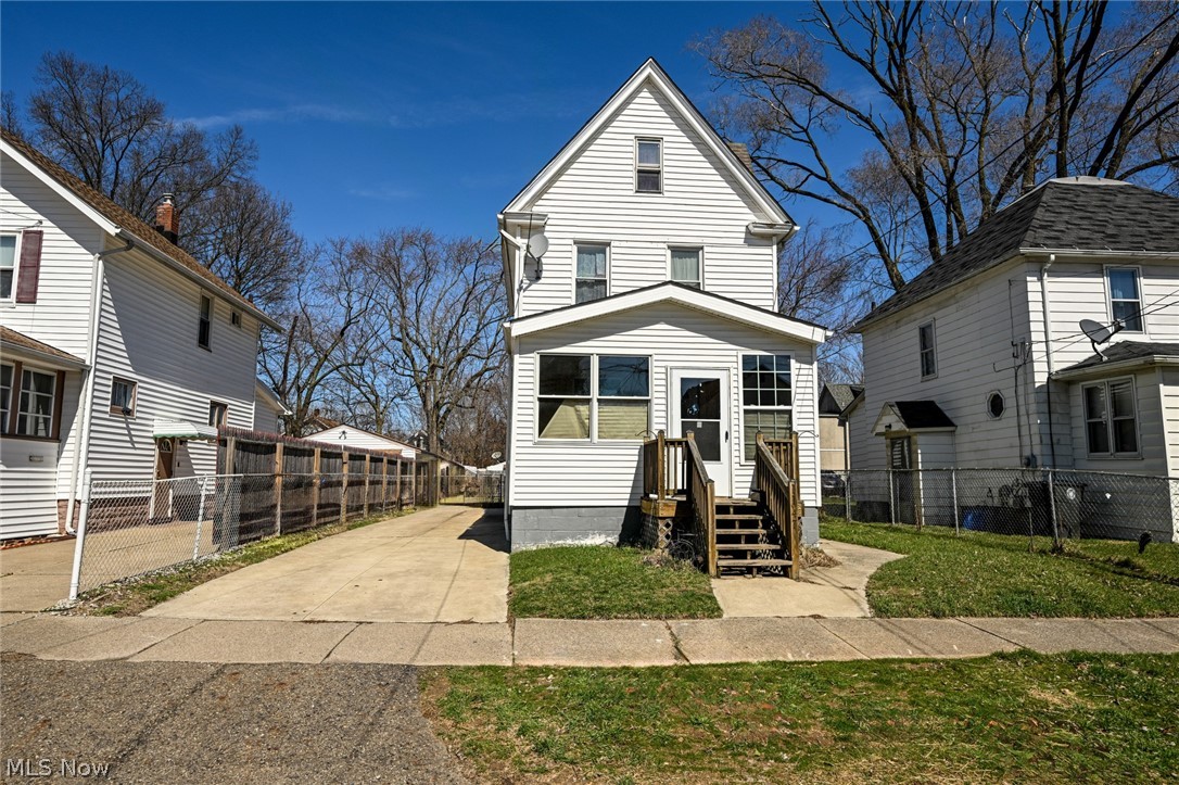 1147 Mcintosh Avenue Akron OH 44314