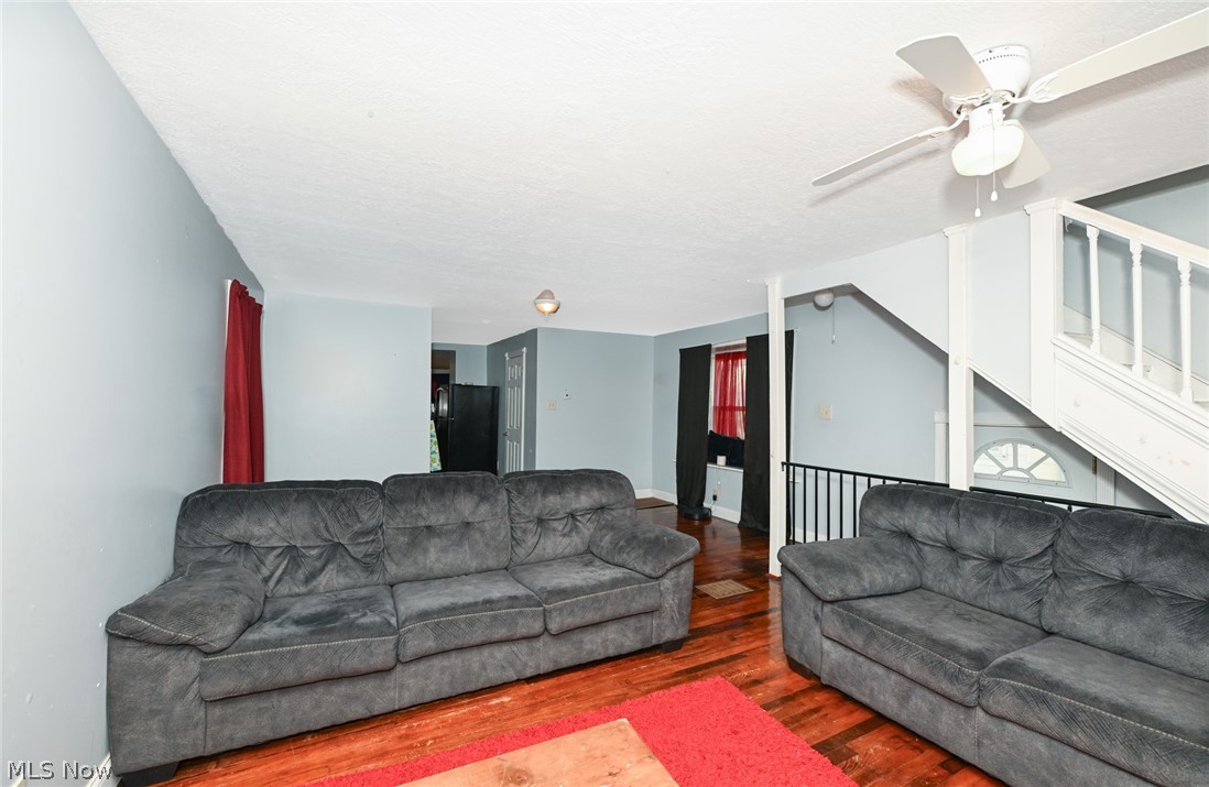 1147 Mcintosh Avenue Akron OH 44314