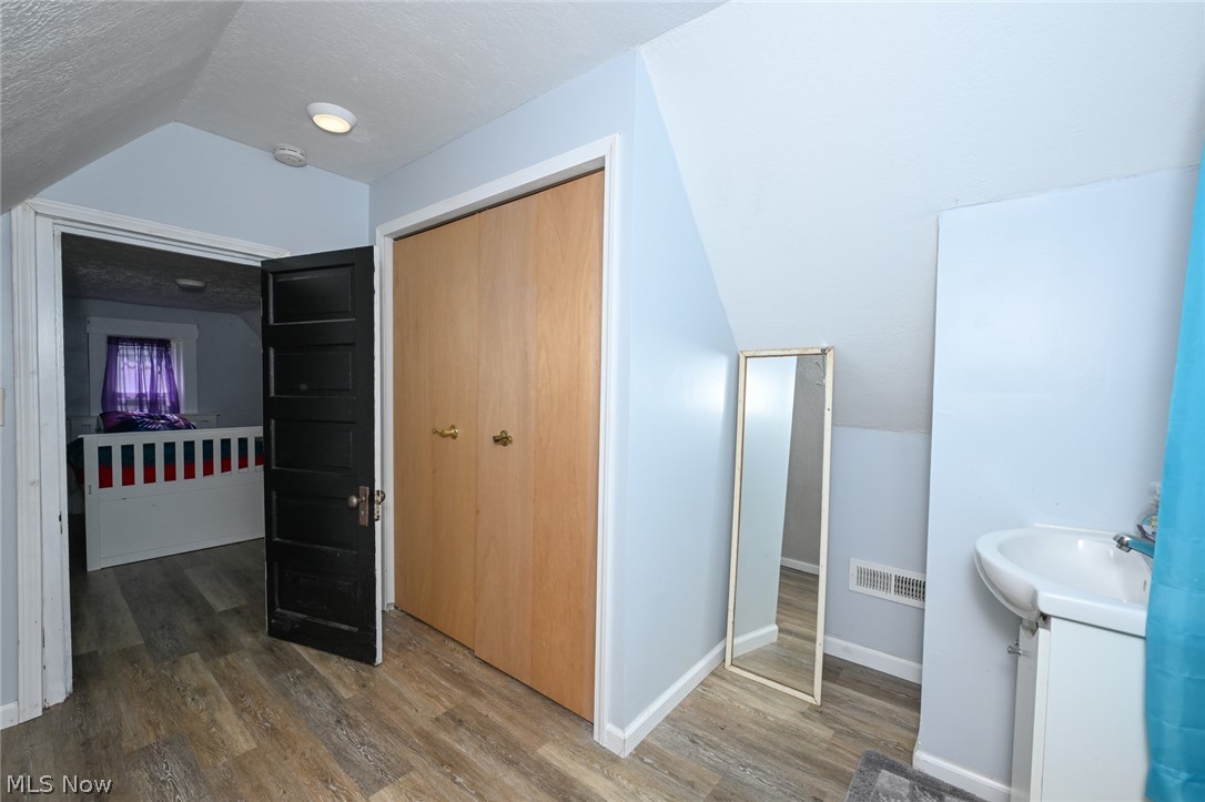 1147 Mcintosh Avenue Akron OH 44314