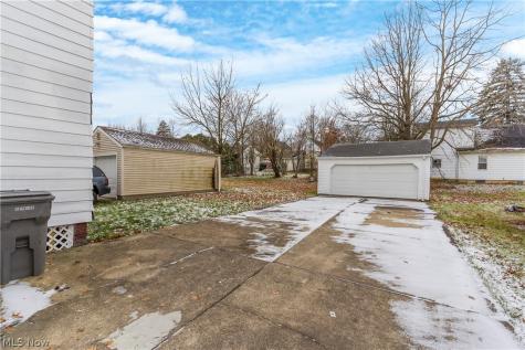 170 N Richview Avenue Youngstown OH 44509