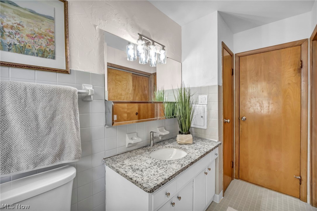 6981 Elmwood Drive Solon OH 44139