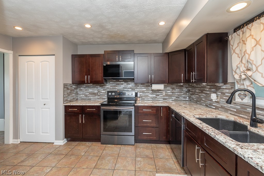 24798 Mitchell Drive North Olmsted OH 44070