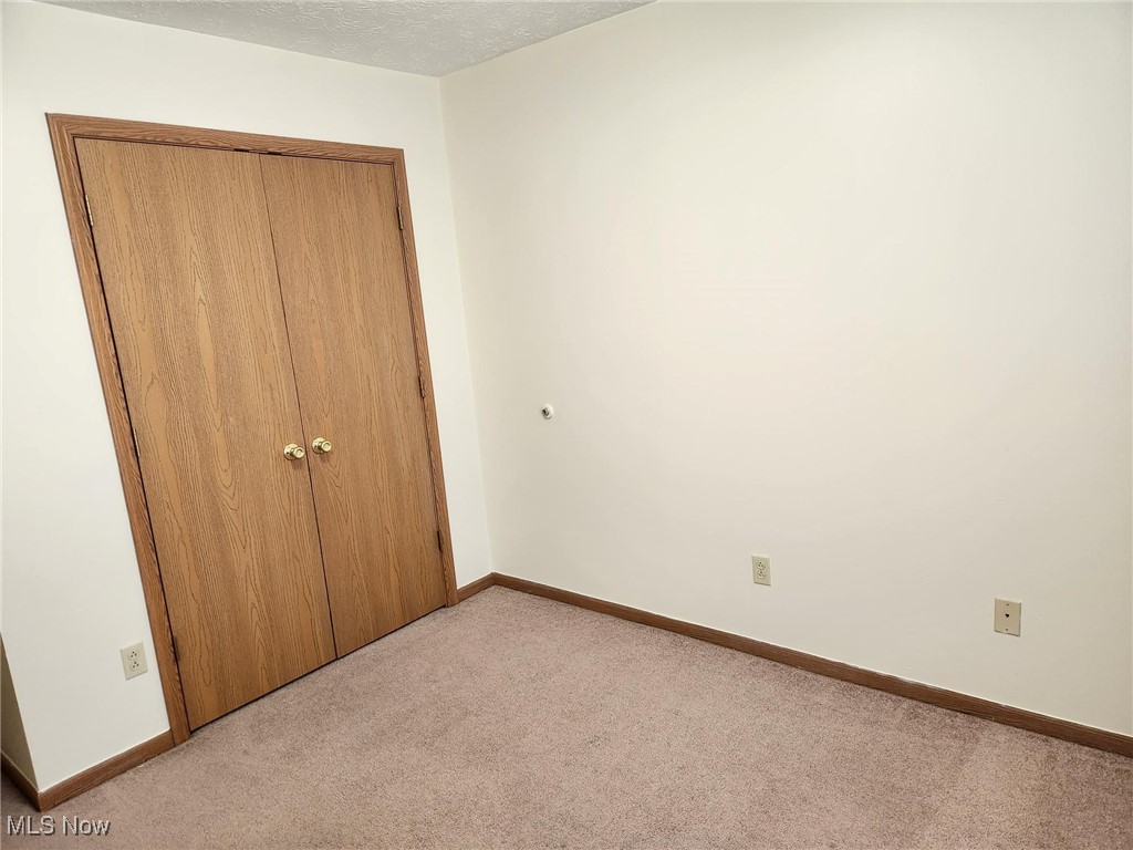 2954 Megan Circle Youngstown OH 44505