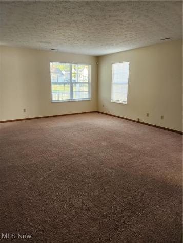 2954 Megan Circle Youngstown OH 44505