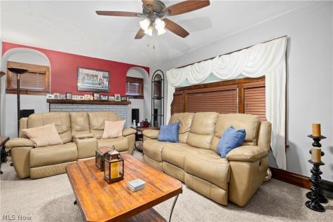3569 Warren Road Cleveland OH 44111