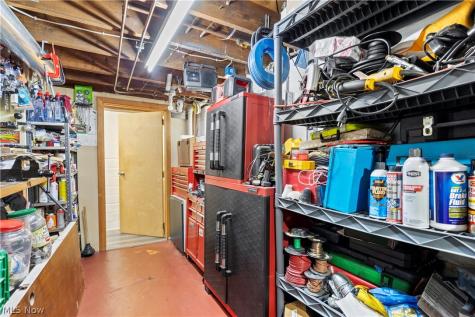 3569 Warren Road Cleveland OH 44111