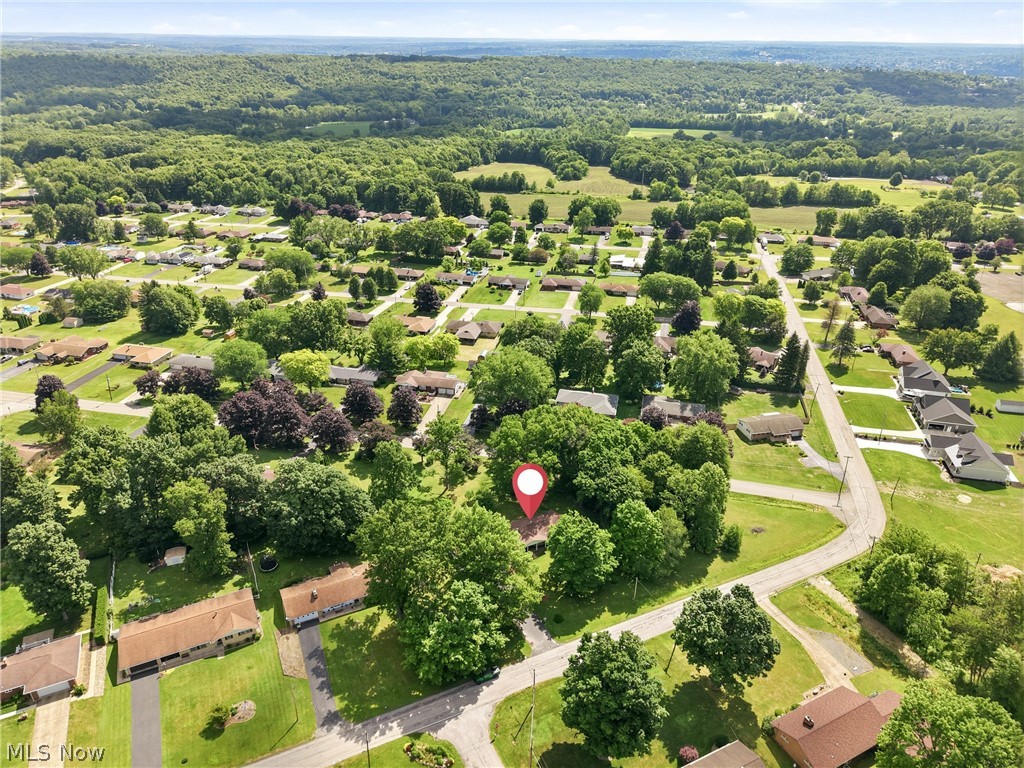 7207 Lee Road NE Brookfield OH 44403