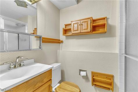 4321 Danberry Drive North Olmsted OH 44070