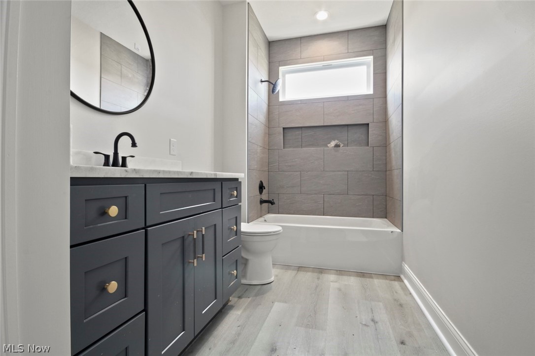 10105 Carrie Court New Middletown OH 44442
