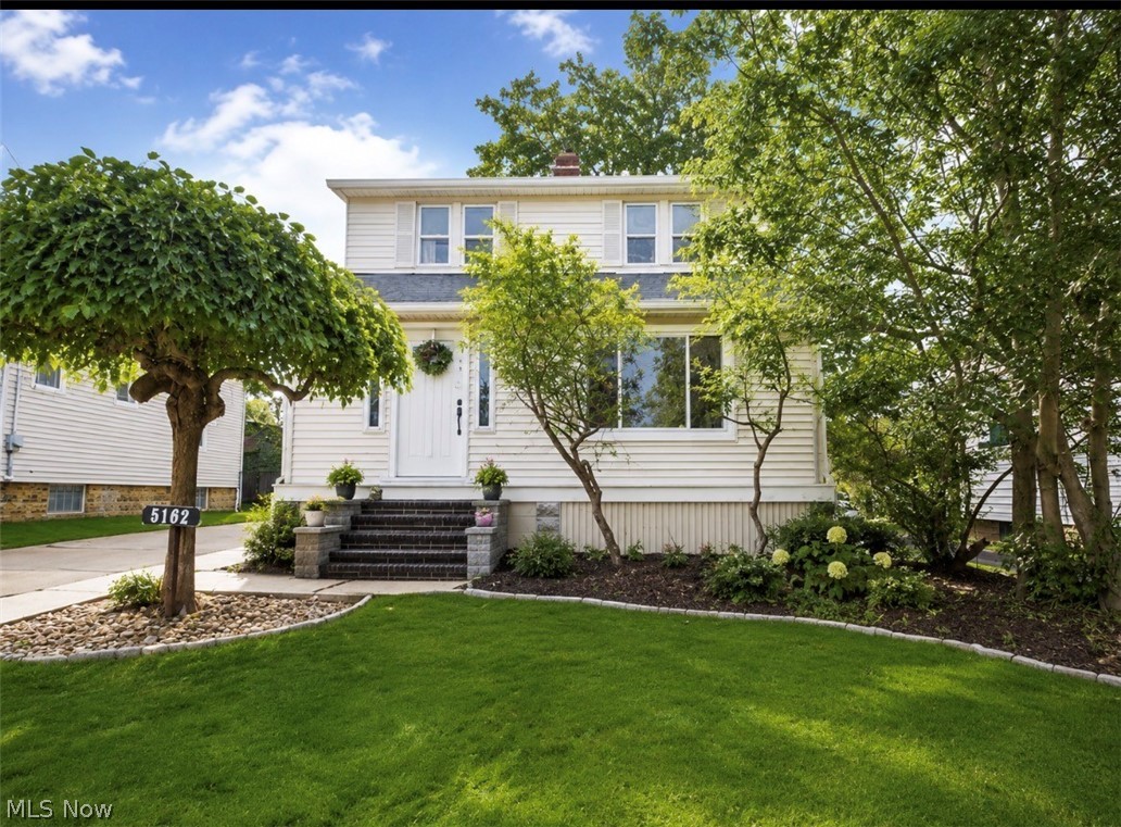 5162 Oakmont Drive Lyndhurst OH 44124
