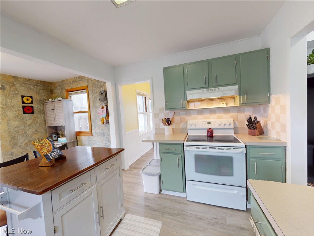 5162 Oakmont Drive Lyndhurst OH 44124