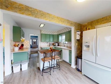 5162 Oakmont Drive Lyndhurst OH 44124
