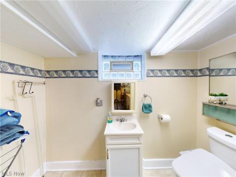 5162 Oakmont Drive Lyndhurst OH 44124