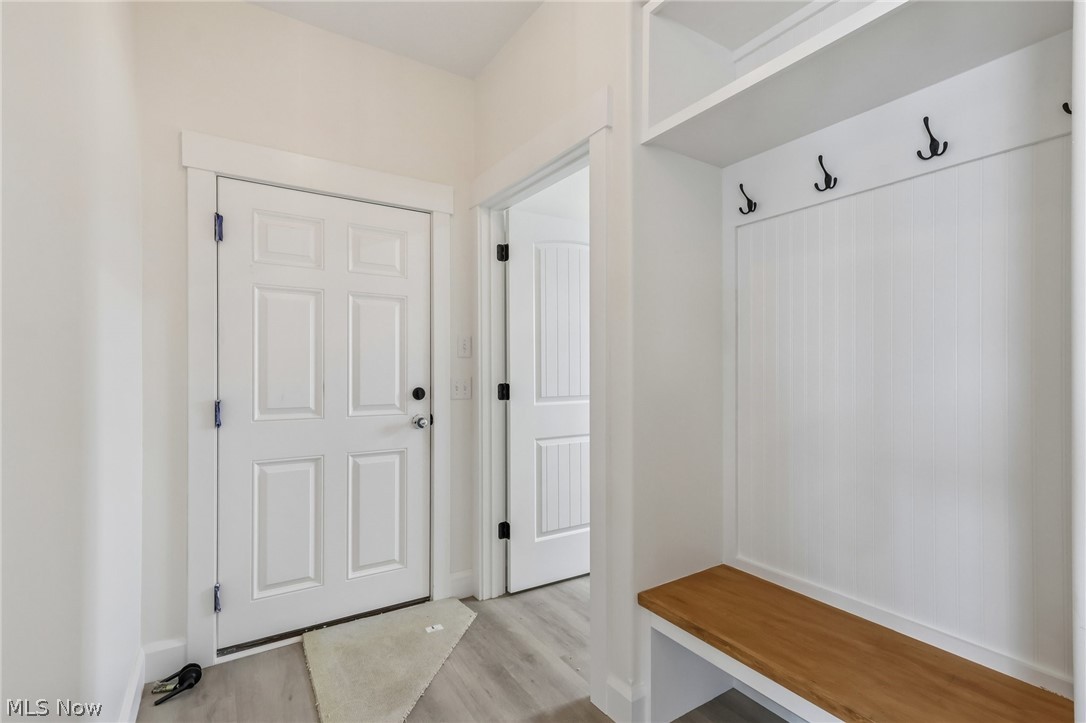 4050 Shelly Lynn New Middletown OH 44442