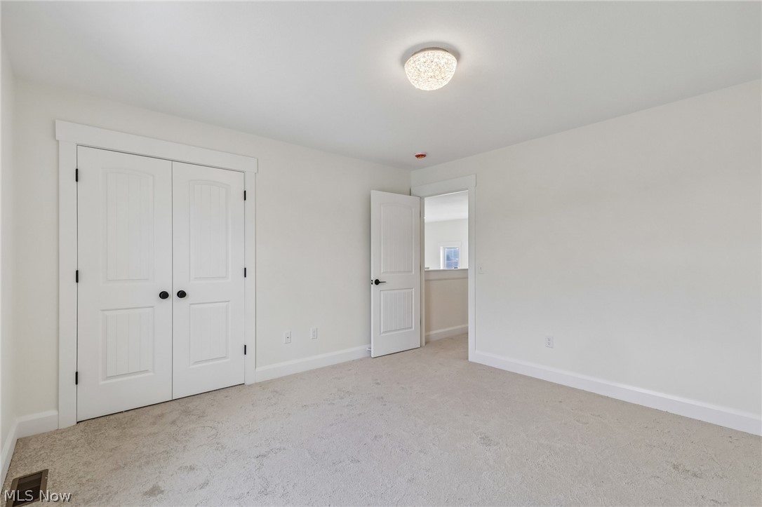 4050 Shelly Lynn New Middletown OH 44442