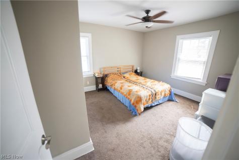 1945 Staunton Road Cleveland Heights OH 44118