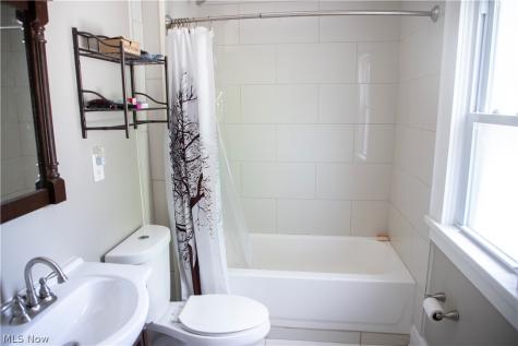 1945 Staunton Road Cleveland Heights OH 44118